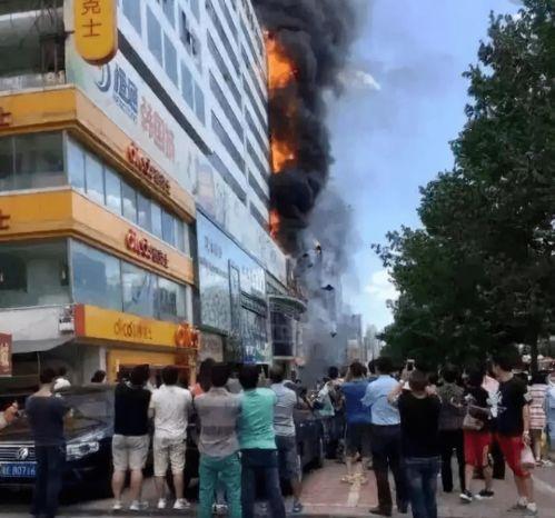 吃瓜爆炸事件,揭秘网络谣言背后的真相