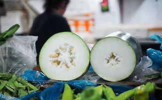 杭州皮球吃瓜版,揭秘网络热传的皮球事件背后的故事