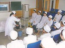 衡水卫校吃瓜,揭秘校园内幕，真相大白！