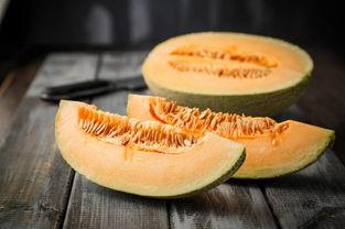 晓蜜瓜不甜怎么吃,晓蜜瓜不甜的创意食用攻略