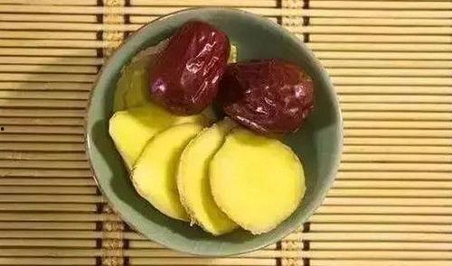 杯杯倒满吃瓜,揭秘网络热词背后的文化现象