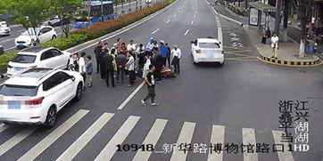 车祸吃瓜变成被吃瓜的人,从吃瓜群众到被瓜围观的悲剧转变