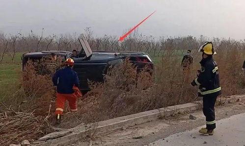 车祸吃瓜变成被吃瓜的人,从吃瓜群众到被瓜围观的悲剧转变