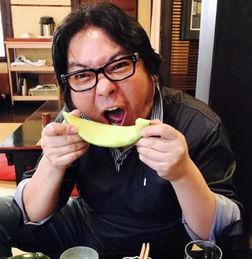 高晓松瞪眼吃瓜视频,揭秘娱乐圈幕后真相