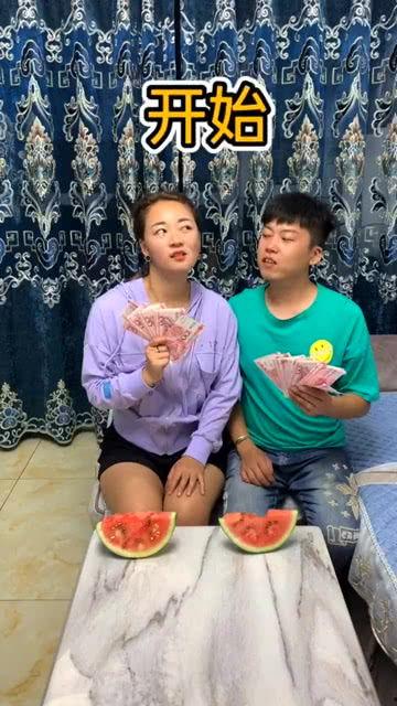 娘俩吃瓜比赛视频
