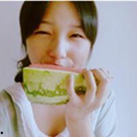 少女吃瓜头像,揭秘校园八卦风云