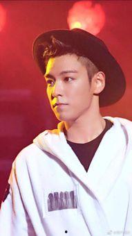 明星吸毒吃瓜,明星吸毒事件引发全民热议