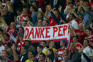 吃瓜球迷伤感告别图片,万千球迷共悼英雄