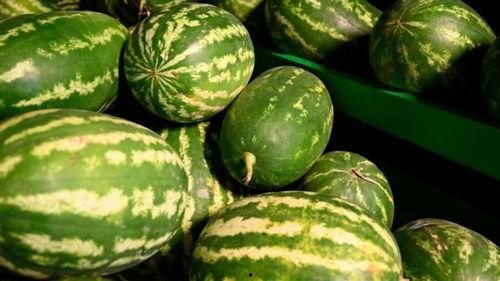 巩义吃瓜事件真相,揭秘背后真相与争议