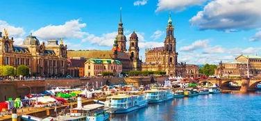 塞纳河吃瓜都吃不明白,揭秘法国文化中的独特现象