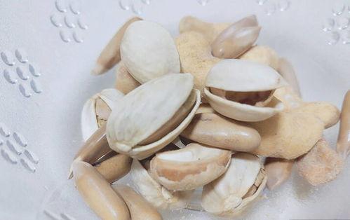 吃酉瓜有啥功效吃腰果,揭秘日常美食的神奇功效