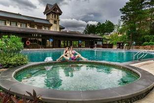 温泉沙滩吃瓜,悠闲夏日吃瓜时光